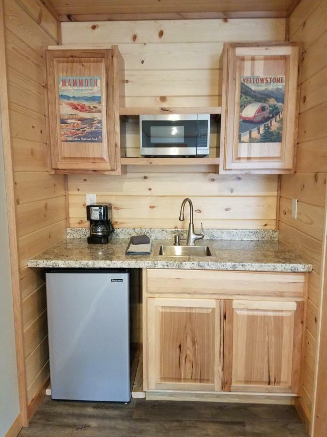 גרדינר 406 Lodge At Yellowstone מראה חיצוני תמונה
